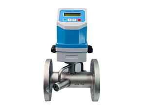Pipe section ultrasonic flowmeter